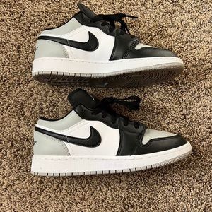 Youth Air Jordan 1 Shadow Low